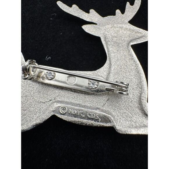 Vintage Hallmark Christmas‎ Holiday Reindeer Brooch Gold and Silver Toned Pin - Picture 3 of 6